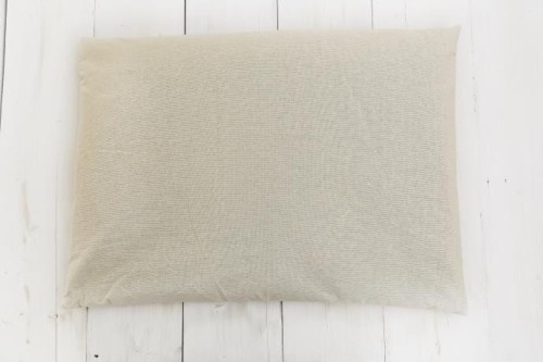 5904653191571 PODUSZKA DO SPANIA Z ŁUSKĄ ORKISZU DLA DOROSŁYCH BIAŁA (45 x 60 cm) - SENO